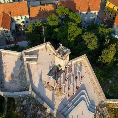 Batarelo Villa Sinj