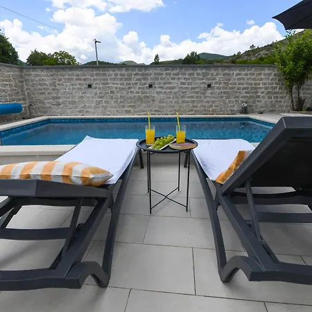 Villa Batarelo *