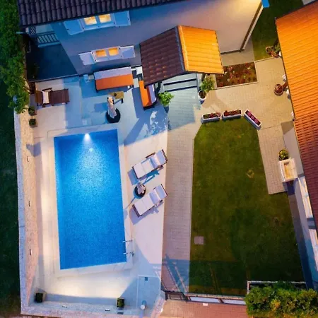 Villa Villa Batarelo