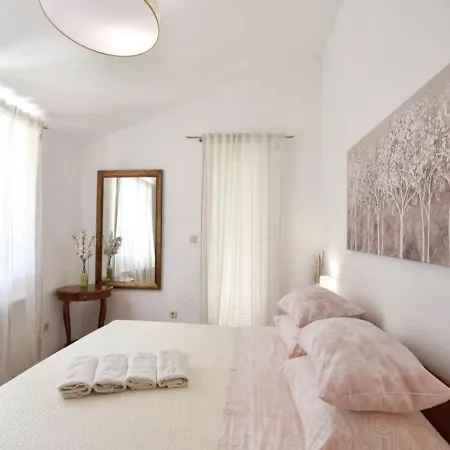 Villa Batarelo * Sinj