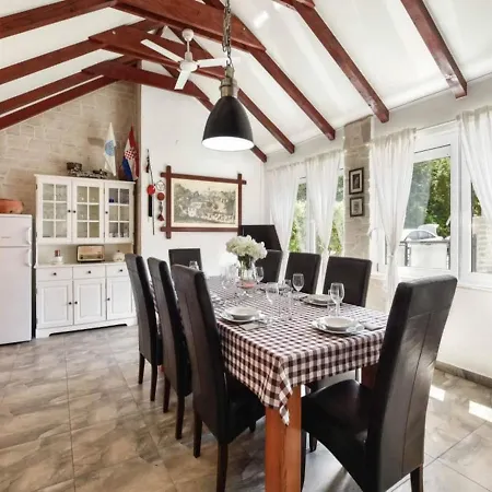 Villa Villa Batarelo Sinj