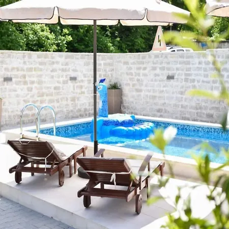 Villa Batarelo *