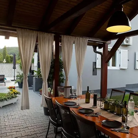 Batarelo Fully Air-conditioned *